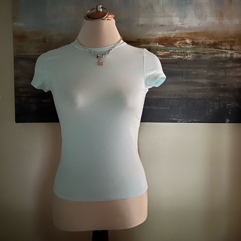 Banana Republic women’s t shirt with stretch - Picture 1 of 6